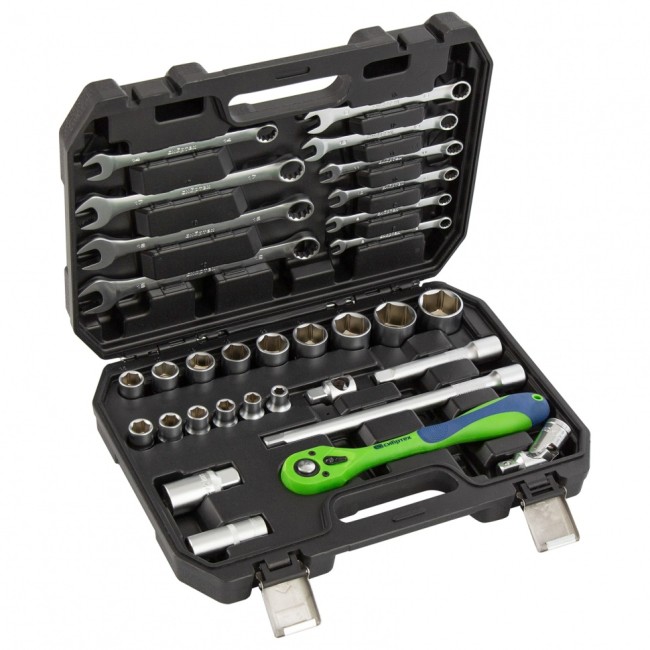 Набор инструментов 1/2" CrV 32 предмета Сибртех Набор инструментов 1/2" CrV 32 предмета Сибртех